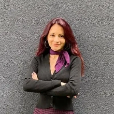 Ayşenur Işık