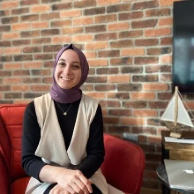 Betül Esra Baba