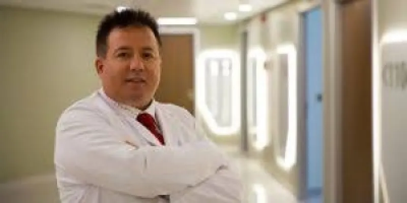 Op. Dr. Selçuk Gözcü profil fotoğrafı
