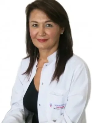 Ayşe Summak