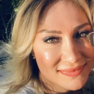 Hakikat Öztürkcan