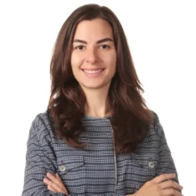 Zeynep Külahlı