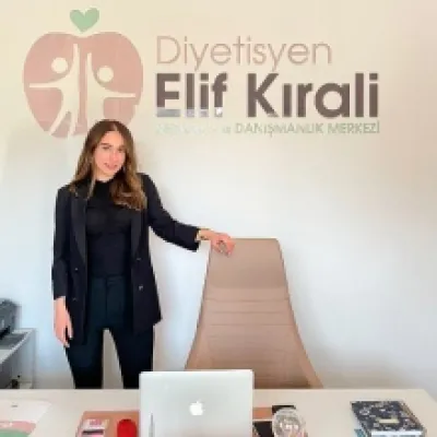Elif Kırali