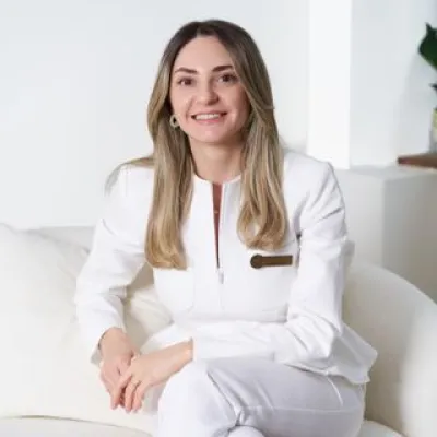 Dr. Dt. Çağla Nur Gedikli profil fotoğrafı