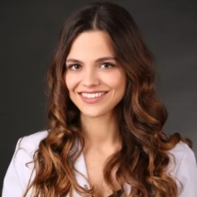 Uzm. Dr. Cansu Birincioğlu profil fotoğrafı