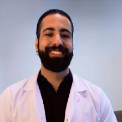 Uzm. Dr. Dkt. Kayra Göktaş profil fotoğrafı