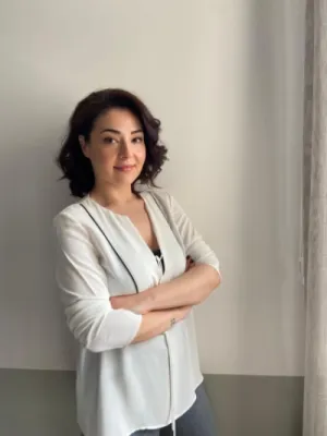 Özge Esen