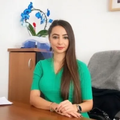Zeynep Özdere