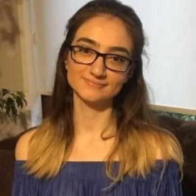 Özge Çukur profil fotoğrafı
