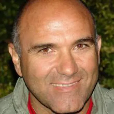 Melih Ömür profil fotoğrafı