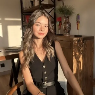 Büşra Eyriay