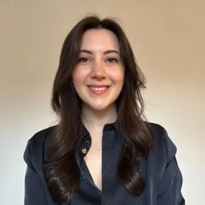 Özlem Tin