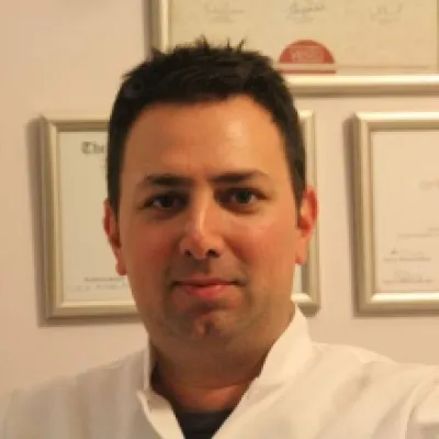 Onur Geçkili
