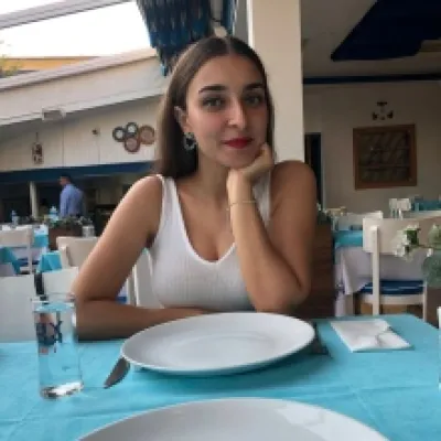 Pelin Zöhre