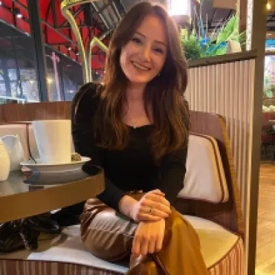 Büşra Ünal