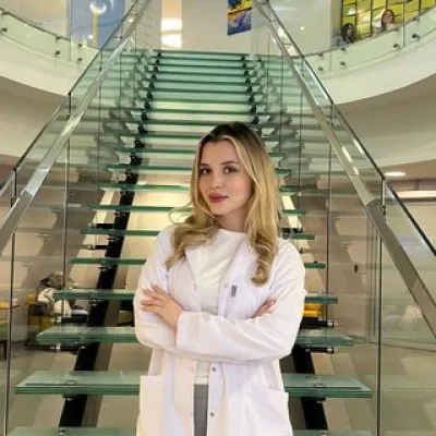 Selinay Deniz Gökçe