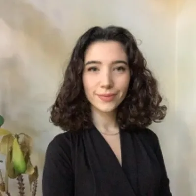 Kübra Kurban