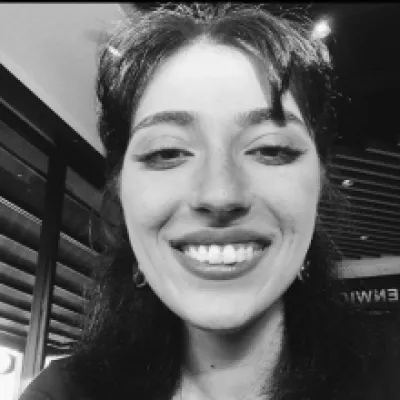 Nesli̇şah Çakıroğlu