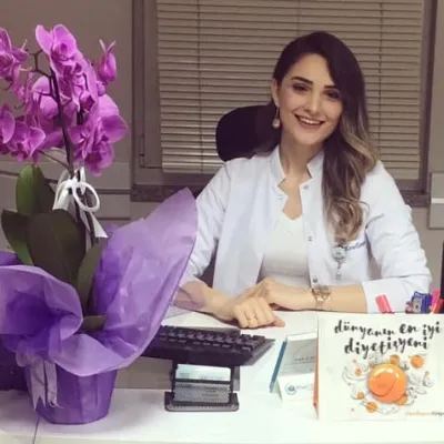 Dyt. Esra Üstündağ profil fotoğrafı