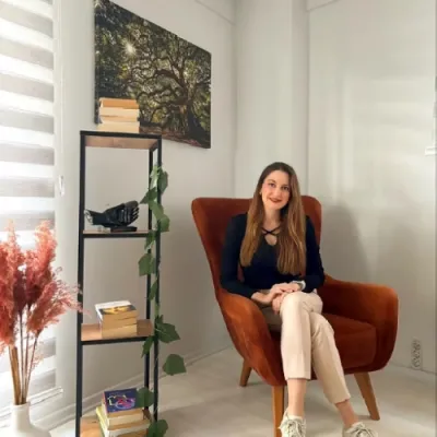 Çağla Anar