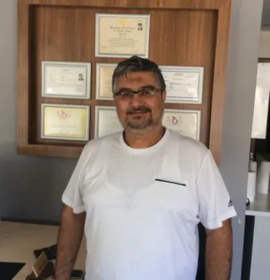 Zafer Ayhan