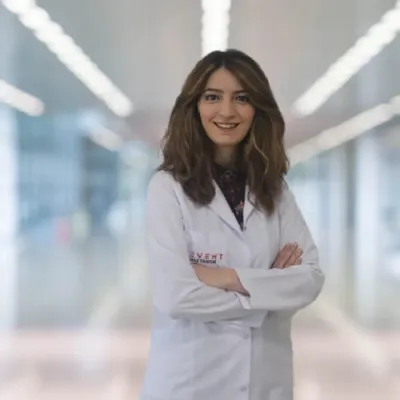 Zeynep Hazal Mavioğlu Işıklar