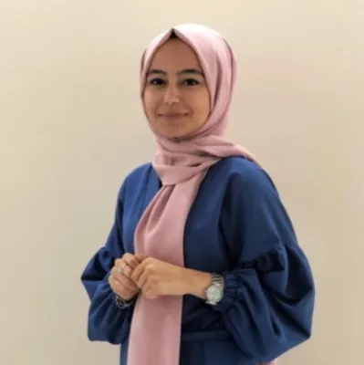 İrem Oturaklıoğlu