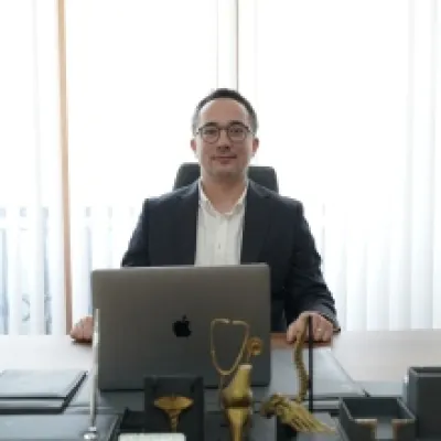 Uzm. Dr. Ufuk Değirmenci profil fotoğrafı