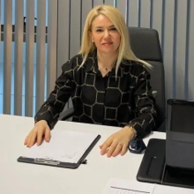 Emel Sarı Gökten