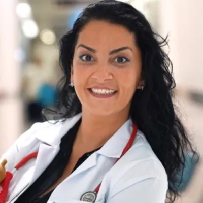 Özge Akça