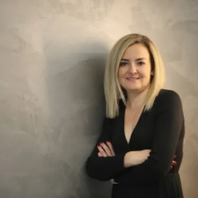 Uzm. Dr. Deniz Argüz profil fotoğrafı