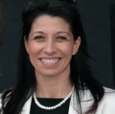 Prof. Dr. Elif Akalın profil fotoğrafı