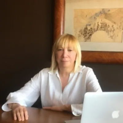 Dr. Işınay Ünal profil fotoğrafı