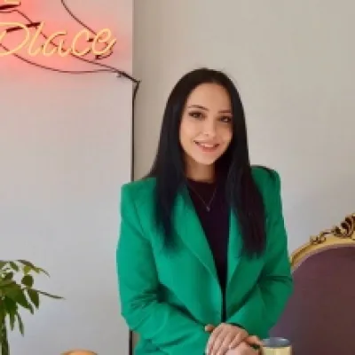 Ayşe Ecem Kral Kasap