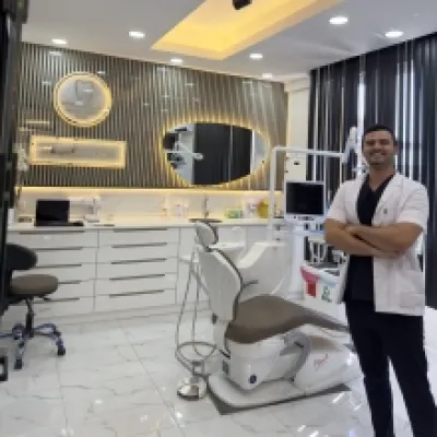 Dt. Gökhan Özgür profil fotoğrafı
