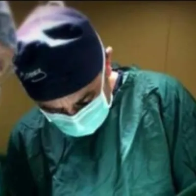 Op. Dr. Sinan Ayhan profil fotoğrafı