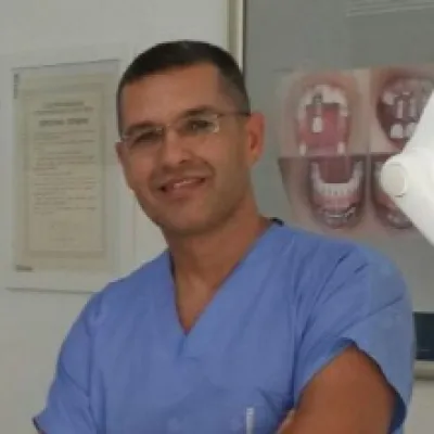 Dr. Dt. Kağan Lostuvalı profil fotoğrafı