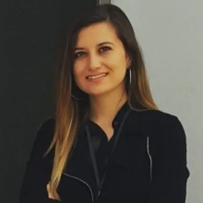 Funda Aydınlı