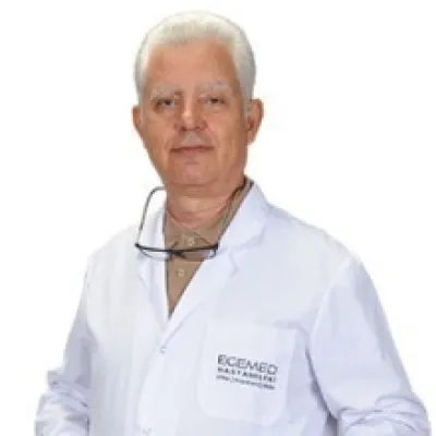 Op. Dr. Kadir Şenocak profil fotoğrafı