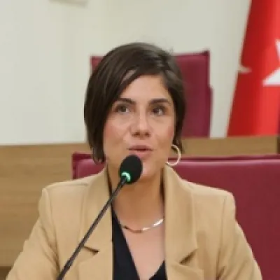 Özge Çelik