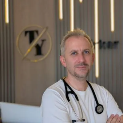 Uzm. Dr. Türker Yılmaz profil fotoğrafı