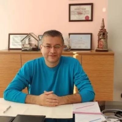 Uzm. Dr. Atay Özkal profil fotoğrafı