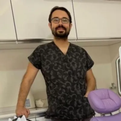 Dr. Dt. Mustafa Çakır profil fotoğrafı
