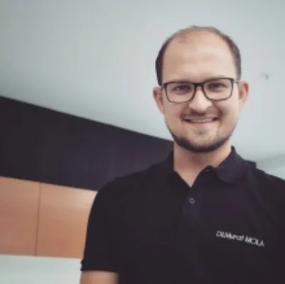 Murat Mola