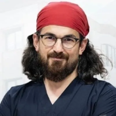 Op. Dr. Ali Varlı profil fotoğrafı