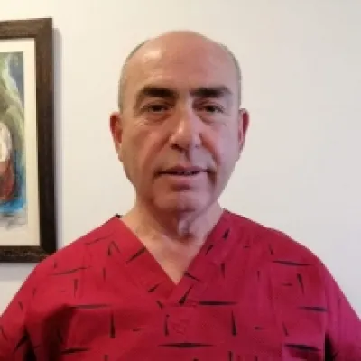 Op. Dr. İskender Koşan profil fotoğrafı