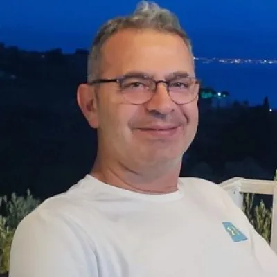 Uzm. Dr. Fzt. Bayram En profil fotoğrafı