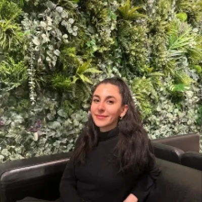 Selen Yıldız