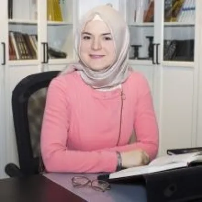 İlknur Güvenlioğlu profil fotoğrafı