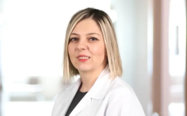 Op. Dr. Ebru AKAR profil fotoğrafı
